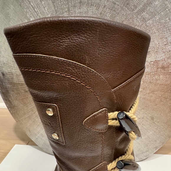 Burberry Leather Boots - Picture 5 of 8